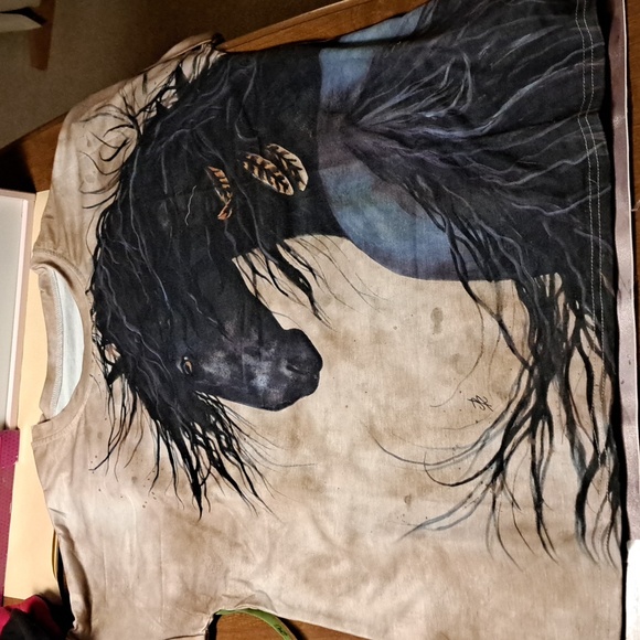 Tops - Horse tee ptp 21"